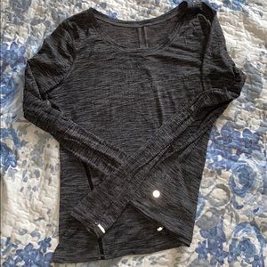 Long Sleeve Lululemon Size 6
